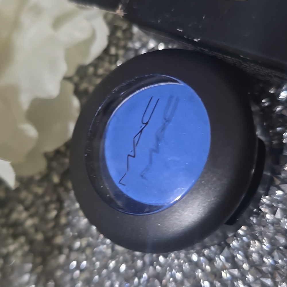 ❇️🧚‍♀️ELECTRO SKY Mac DISCONTINUED Eyeshadow Single NWT - Picture 7 of 7